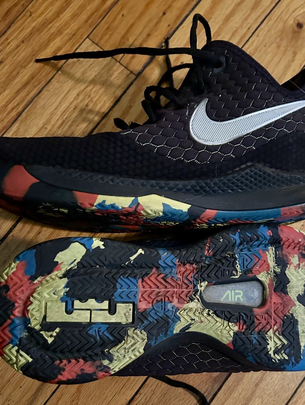 Nike LeBron Witness 3 sneakers